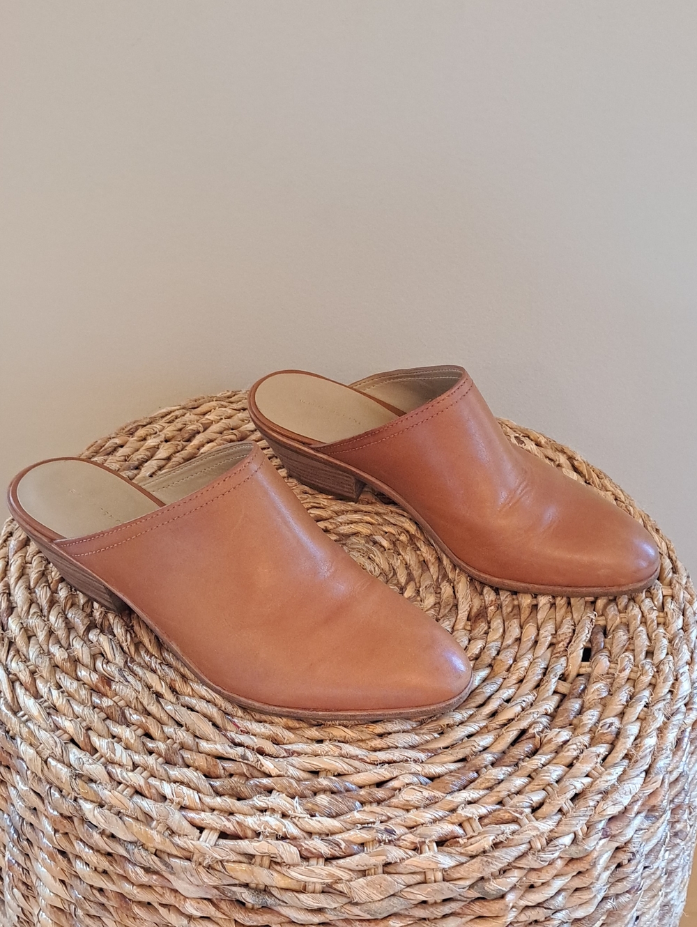 G.H. Bass & Co. Womens Western/Boho/Preppy Nikki Saddle Brown Leather Mules 8
